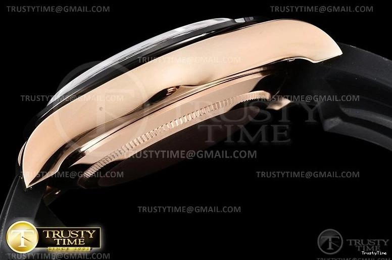 1107 Chic ROLDYT0299D – Daytona 116515LN 939